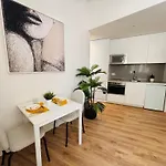 The Luciano House - Confortable & Лісабон