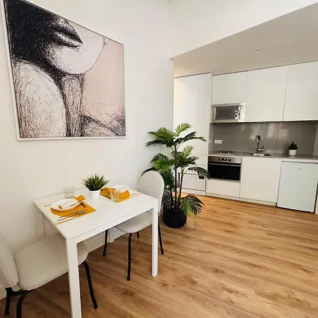 The Luciano House - Confortable & Lissabon