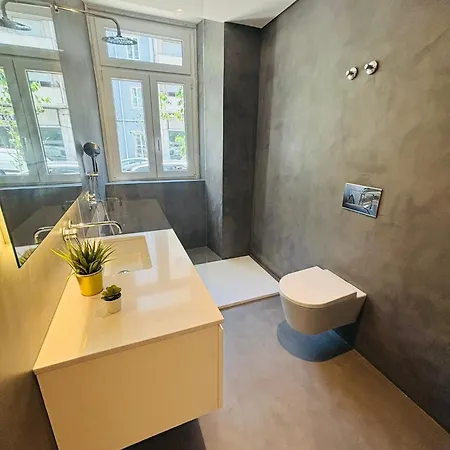 The Luciano House - Confortable & *