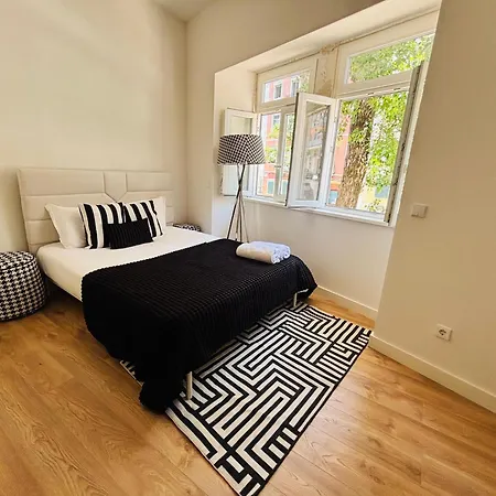 The Luciano House - Confortable & Lägenhet